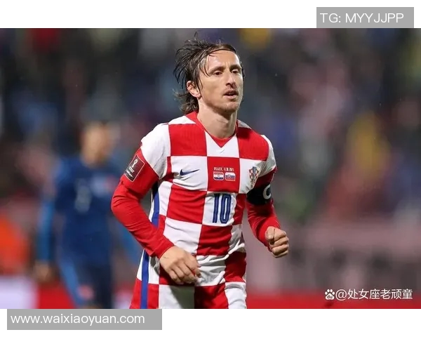 莫德里奇全场表现精彩回顾带你重温高光时刻与关键传球瞬间