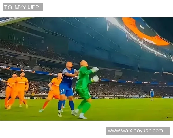 VAR社媒公开回应争议事件引发各界热议舆论再度聚焦裁判判罚问题