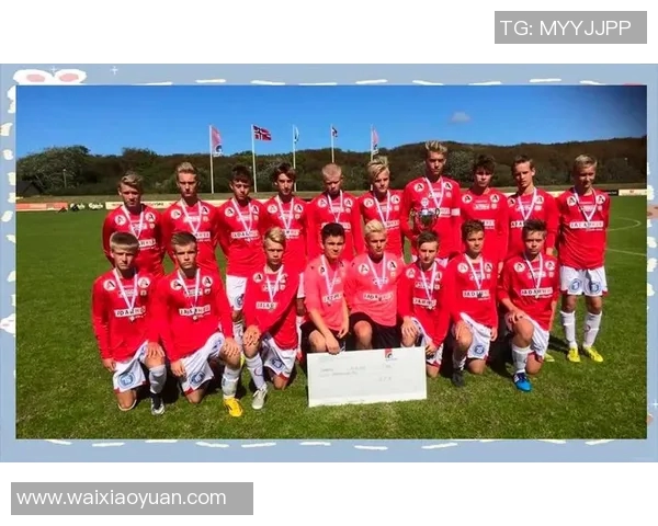 哈兰德的崛起之路:从挪威少年到足坛超级巨星的传奇历程 哈兰德的崛起之路:从挪威少年到足坛超级巨星的传奇历程