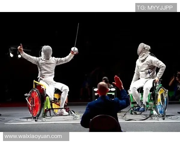 中国击剑队在世界杯连夺两金，巴黎奥运再起冲击